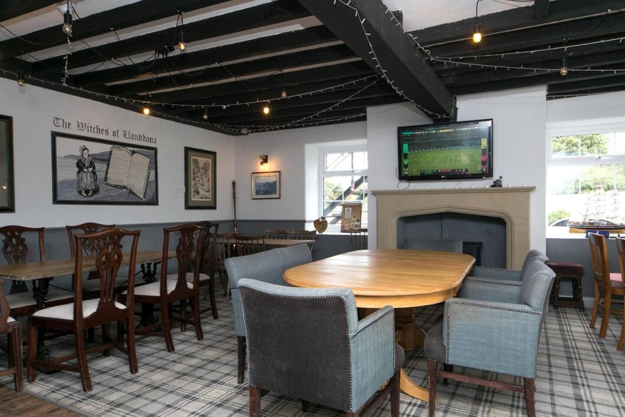 Pass The Keys Modern En-Suite Room In Country Pubrestaurant 2 Llanddona Exterior photo