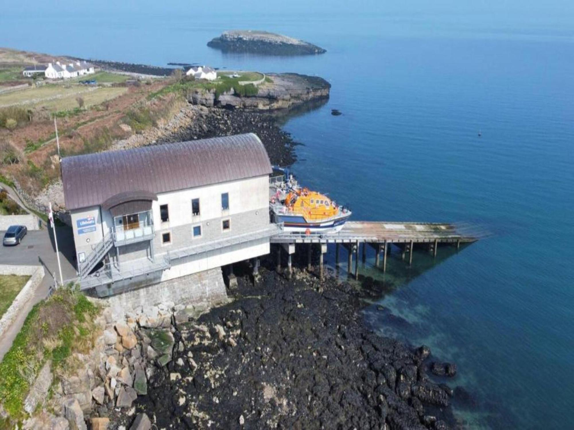 Pass The Keys Modern En-Suite Room In Country Pubrestaurant 2 Llanddona Exterior photo